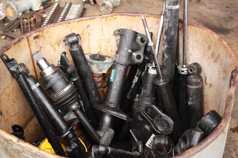 ショックアブソーバー